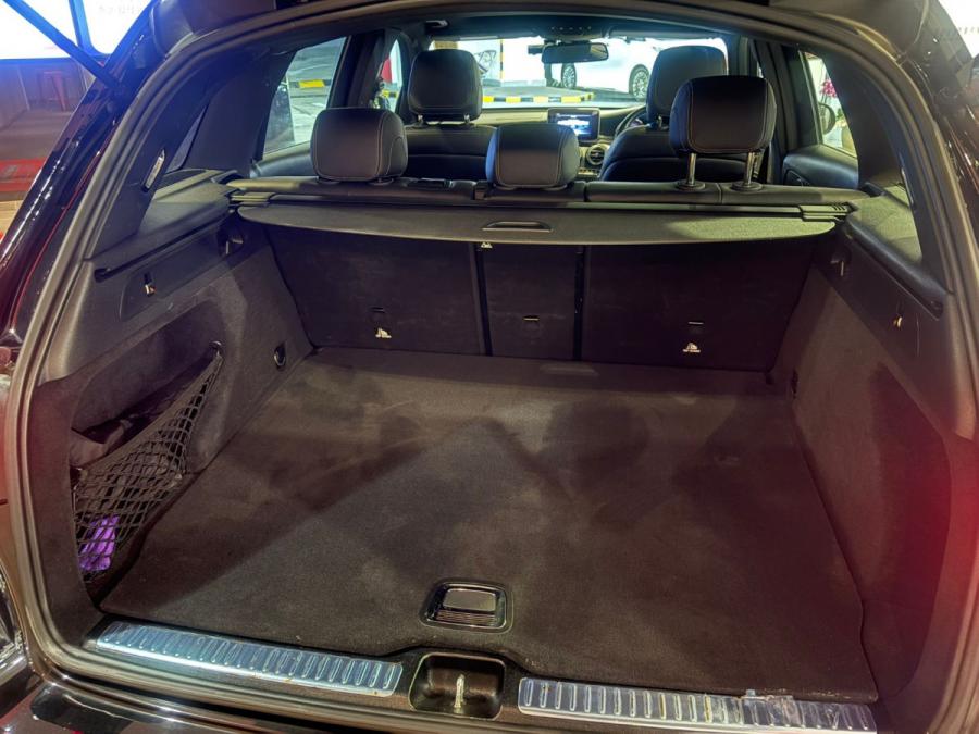 GLC250 4Matic AMG - Image 6